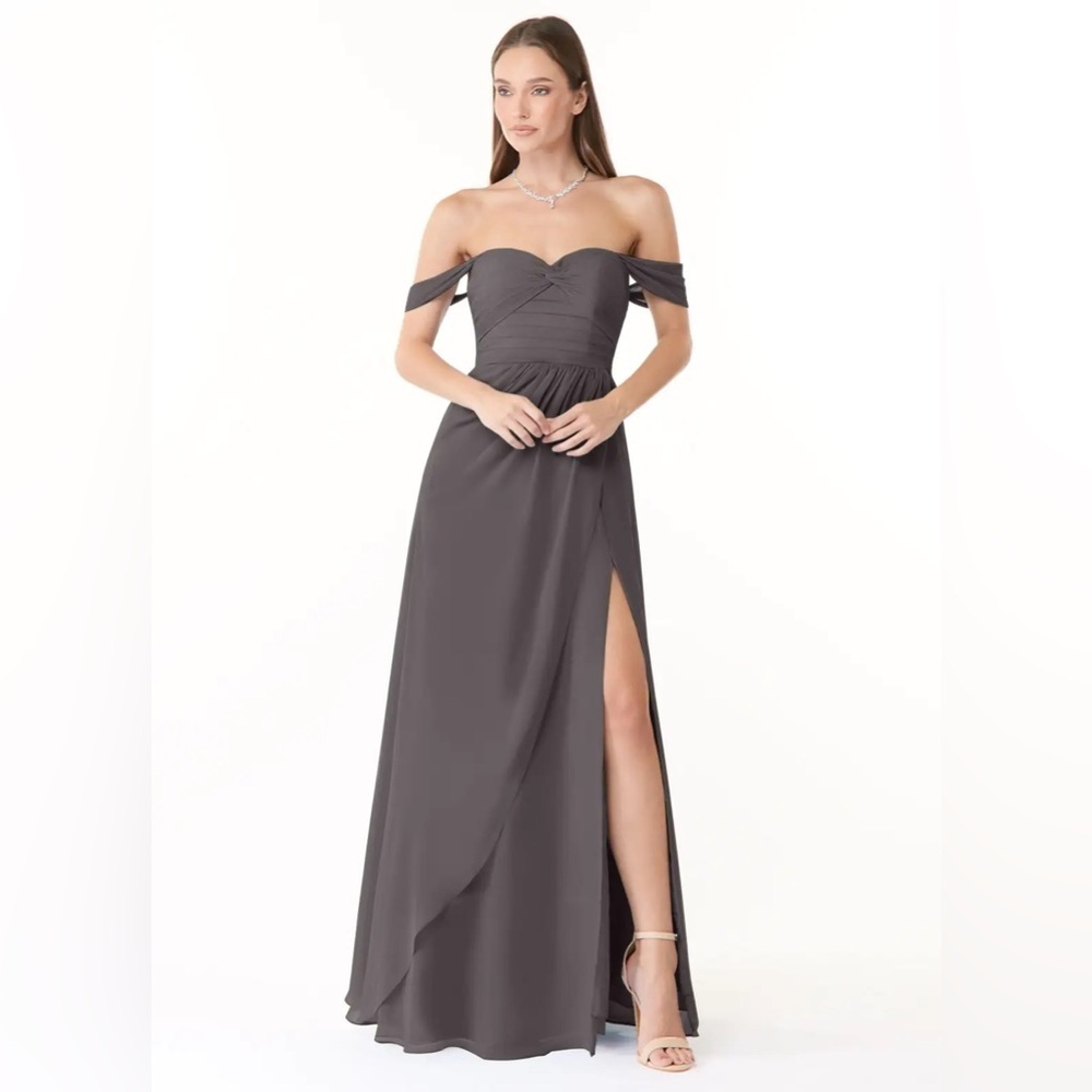 AZAZIE Millie A-Line Sweetheart Neckline Chiffon Maxi Dress in Steel Grey size 6